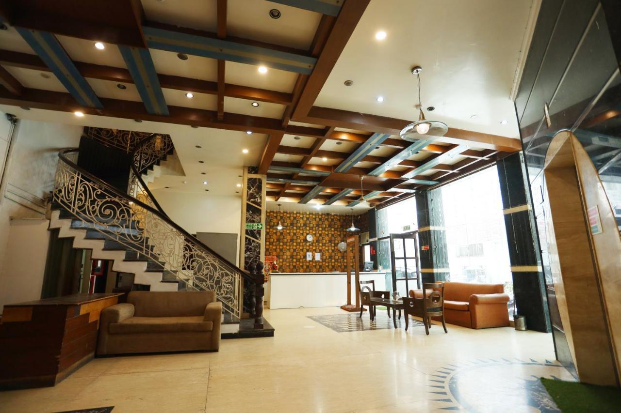 Hotel Maya 'New Delhi' Eksteriør bilde