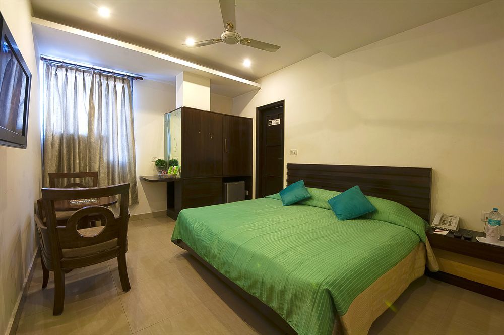 Hotel Maya 'New Delhi' Eksteriør bilde