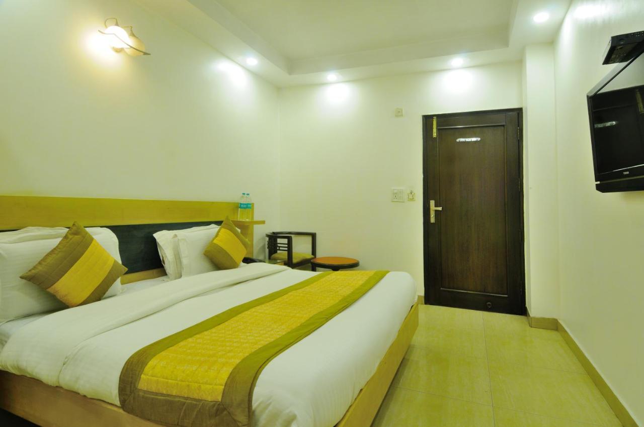 Hotel Maya 'New Delhi' Eksteriør bilde